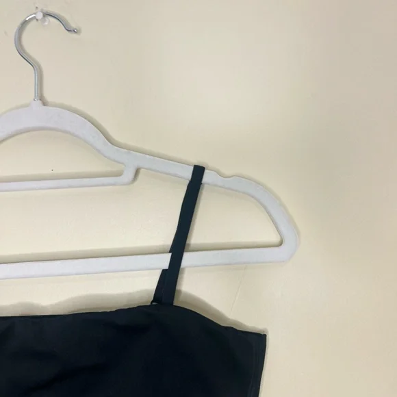 Gymshark Black Bandeau Style Sports Bra Sz Med - Picture 4 of 7